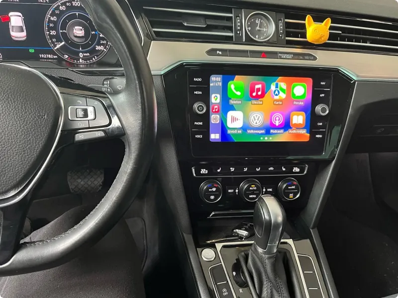Instalirani CarPlay i omogućene skrivene Android funkcije